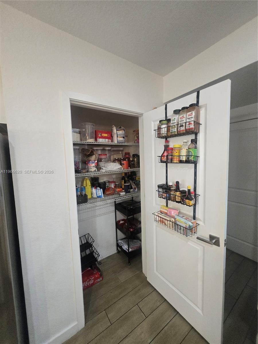 613 NE 5th Way, Florida City FL 33034