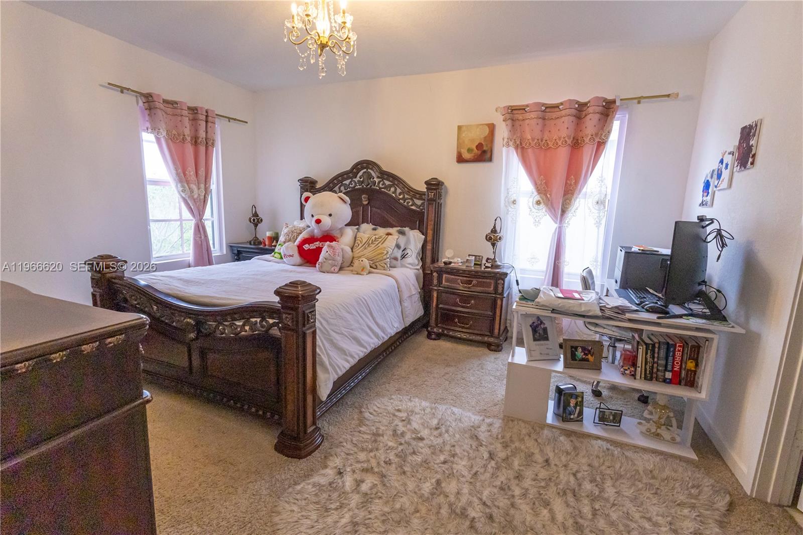 613 NE 5th Way, Florida City FL 33034