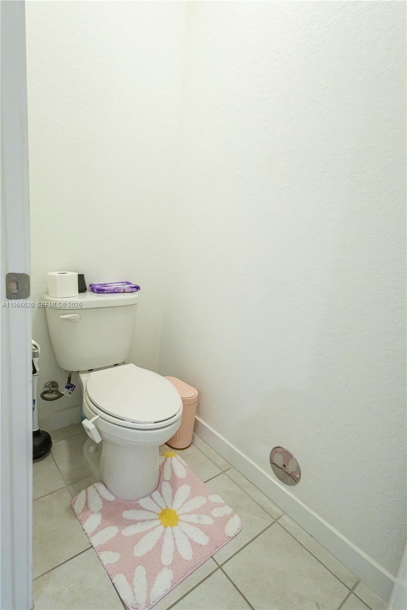 613 NE 5th Way, Florida City FL 33034