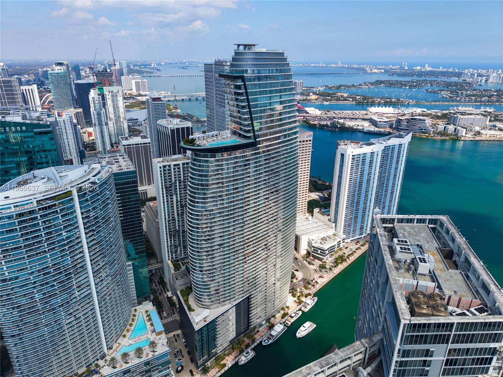 300 Biscayne Blvd Way #4005, Miami FL 33131