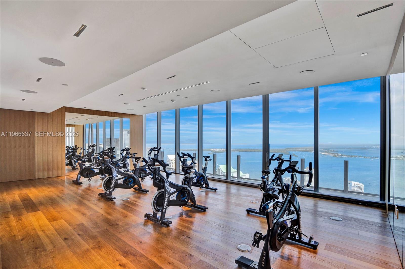 300 Biscayne Blvd Way #4005, Miami FL 33131