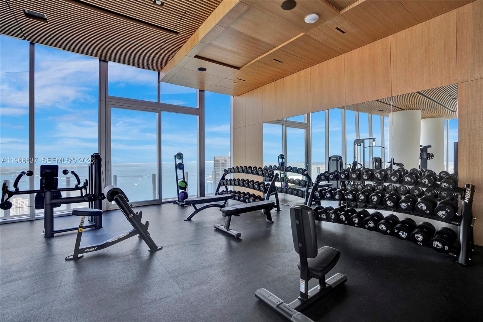 300 Biscayne Blvd Way #4005, Miami FL 33131