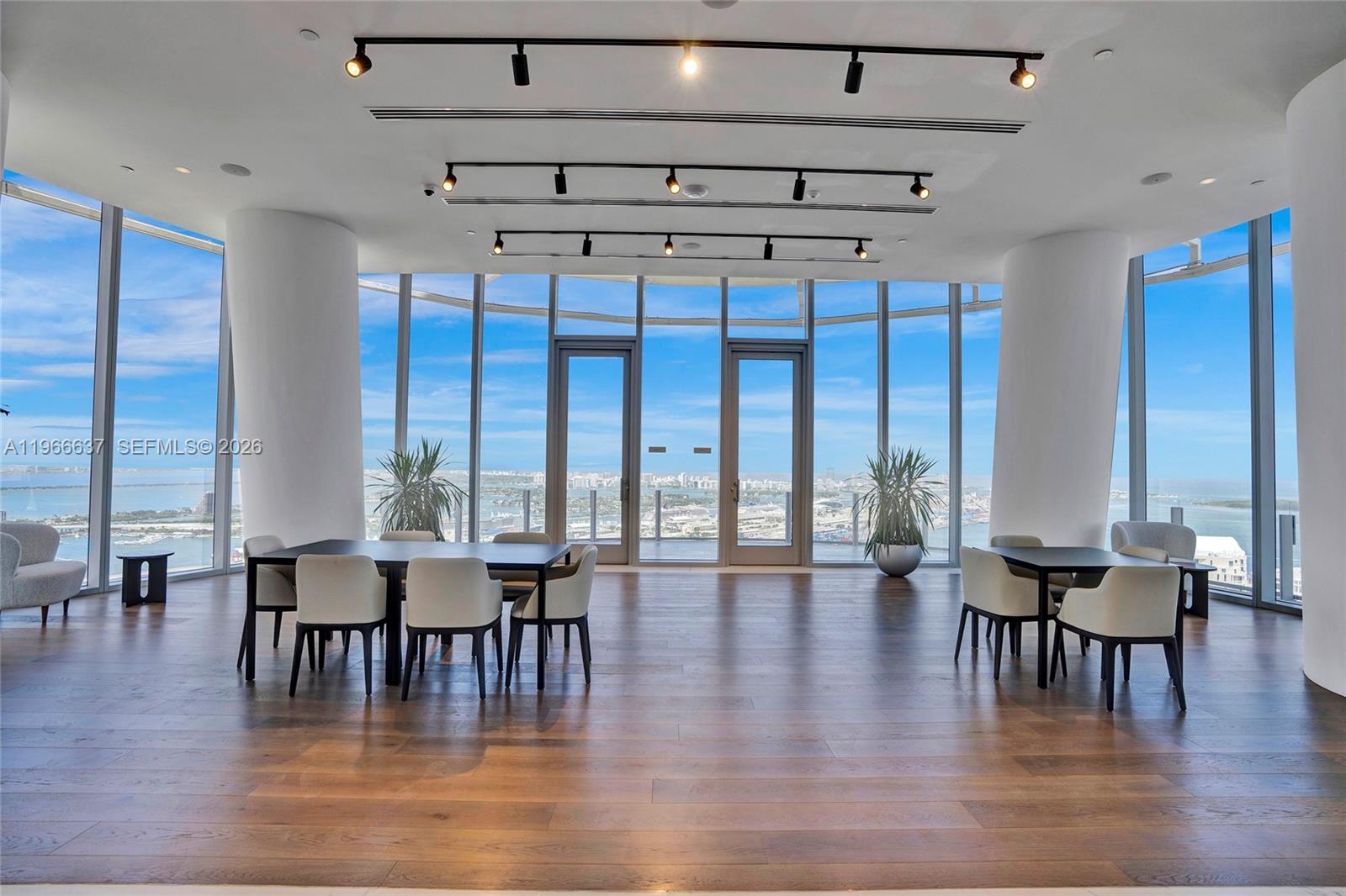 300 Biscayne Blvd Way #4005, Miami FL 33131