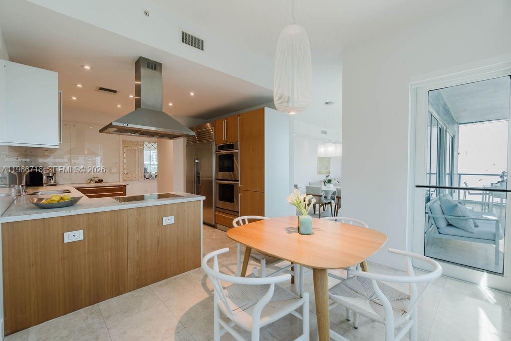 6103 Aqua Ave #702, Miami Beach FL 33141