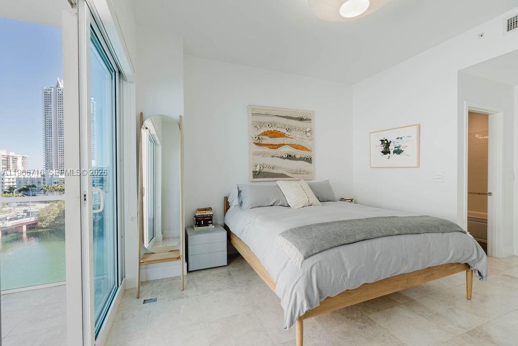 6103 Aqua Ave #702, Miami Beach FL 33141