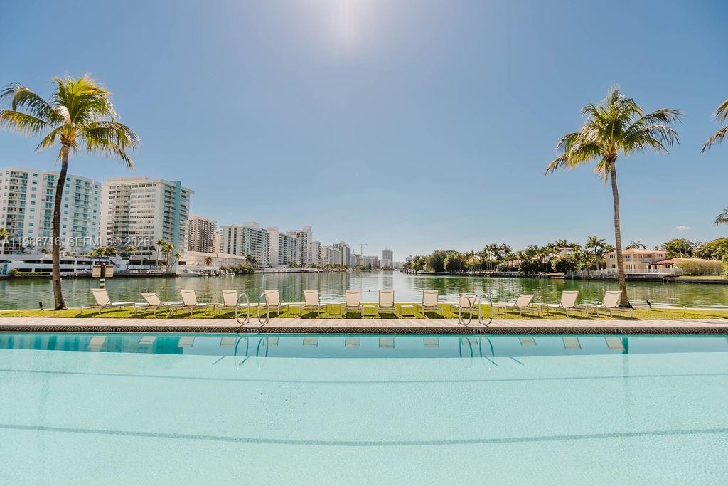6103 Aqua Ave #702, Miami Beach FL 33141