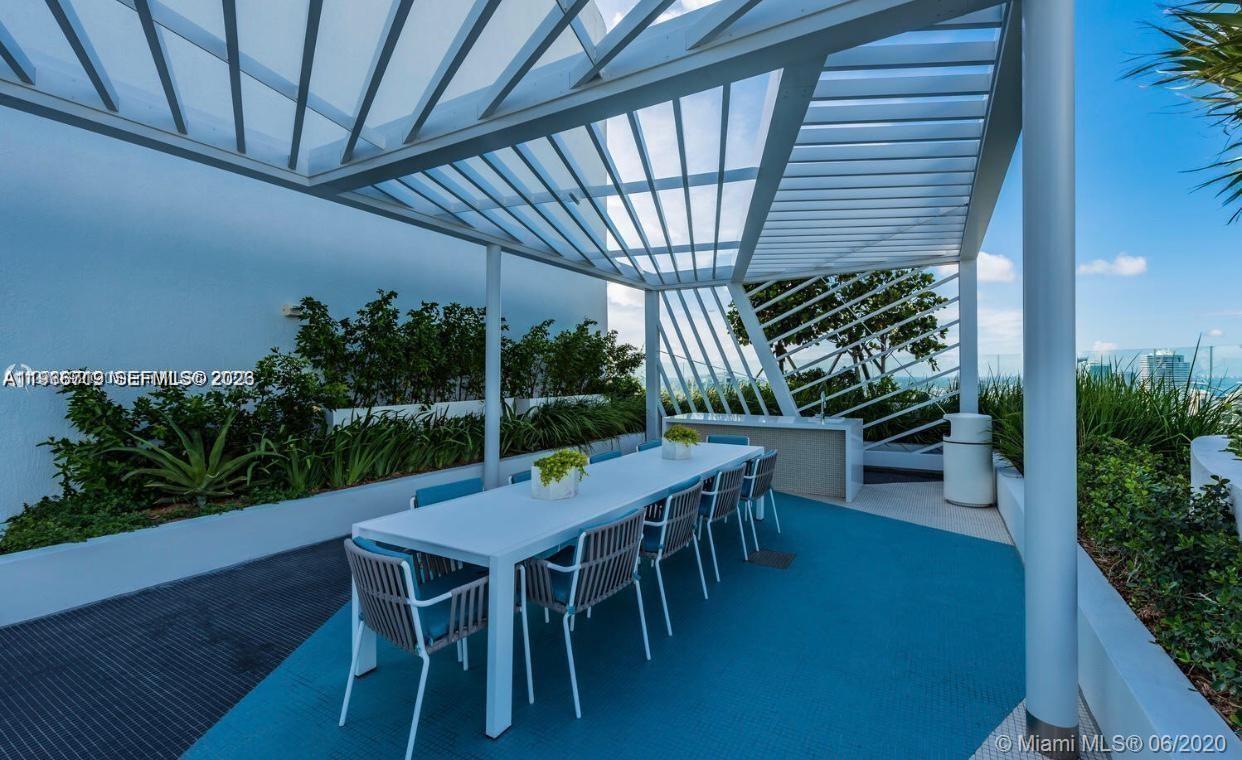 55 SW 9th St #2307, Miami FL 33130