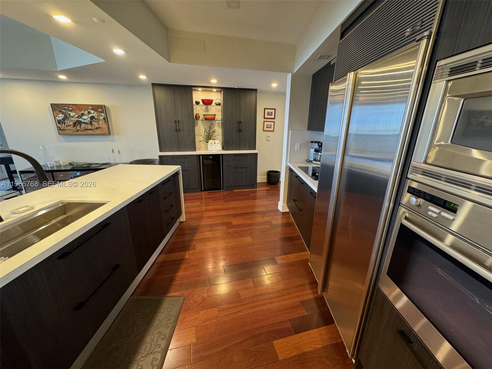 400 Alton Rd #905, Miami Beach FL 33139