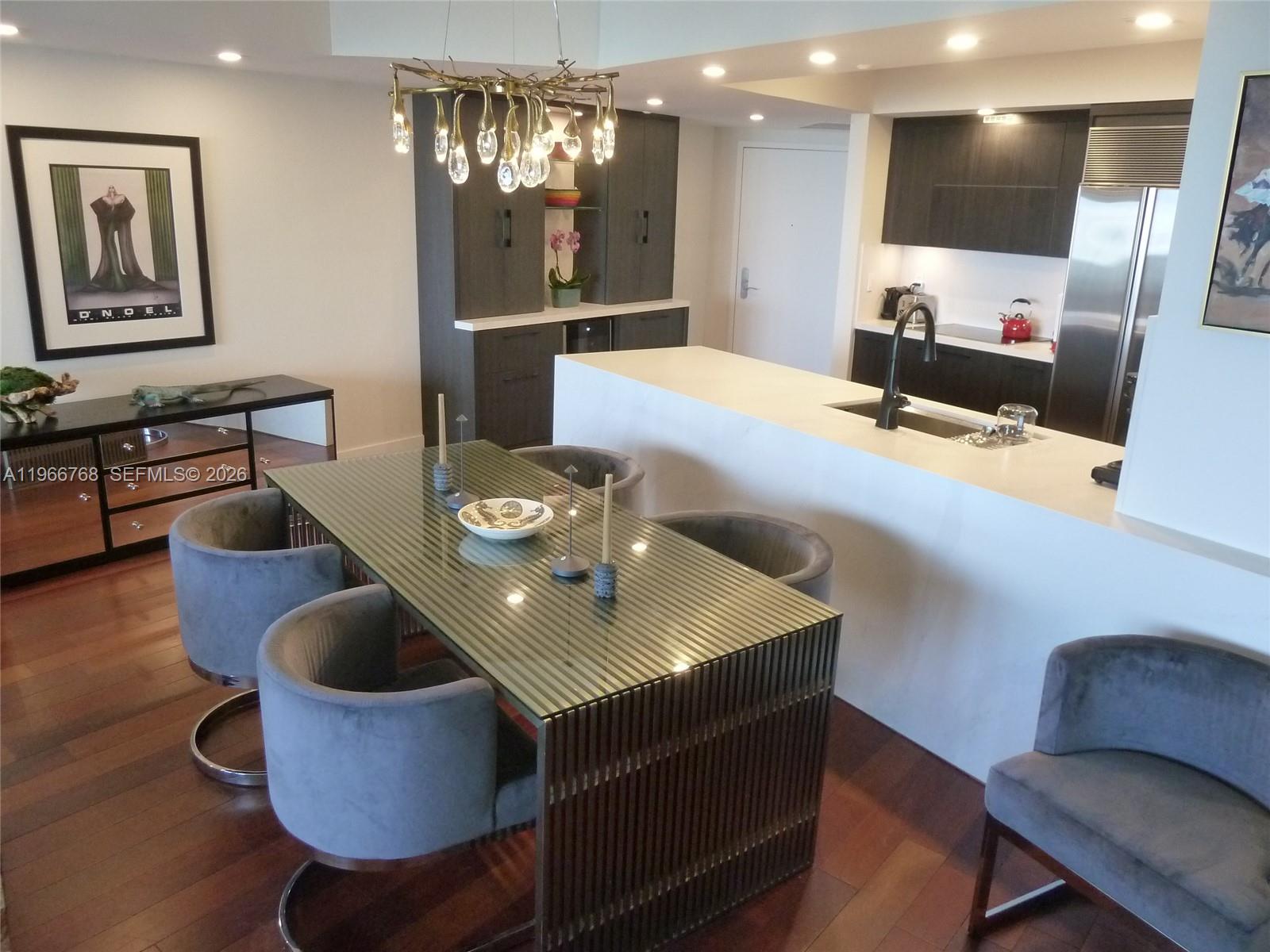 400 Alton Rd #905, Miami Beach FL 33139
