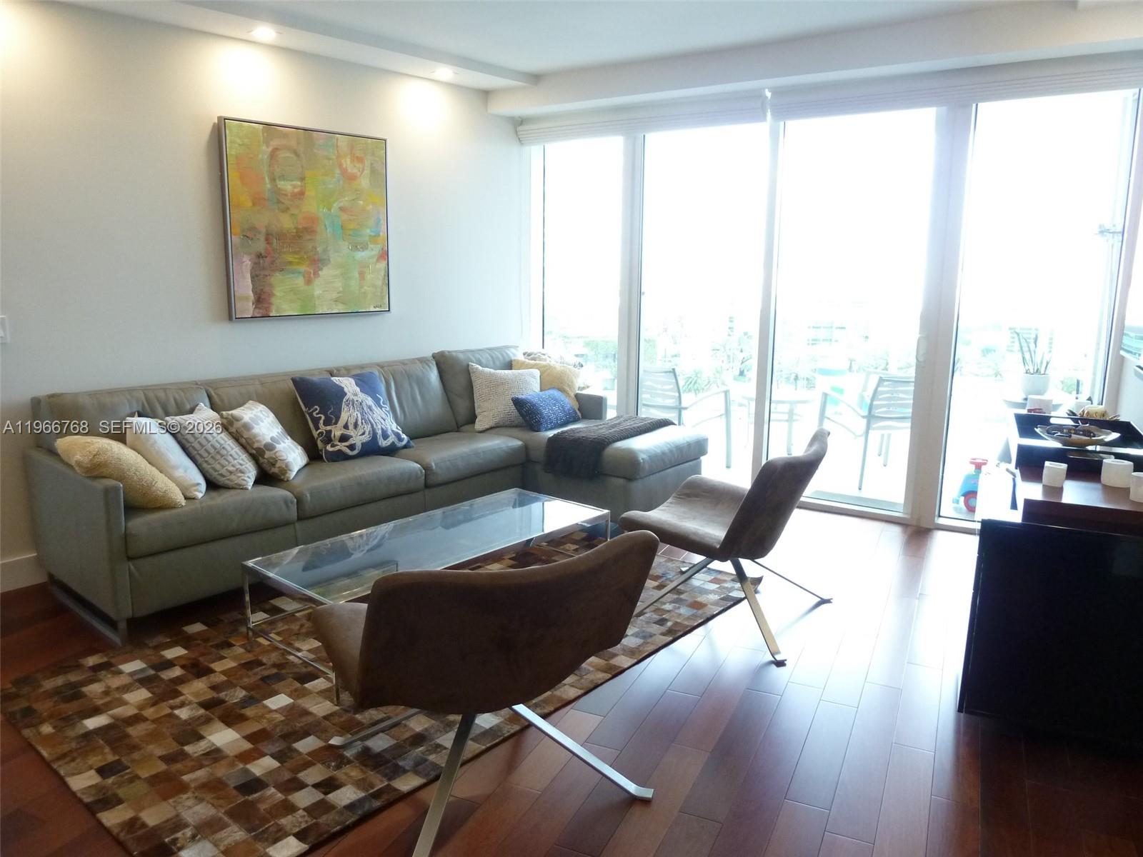 400 Alton Rd #905, Miami Beach FL 33139