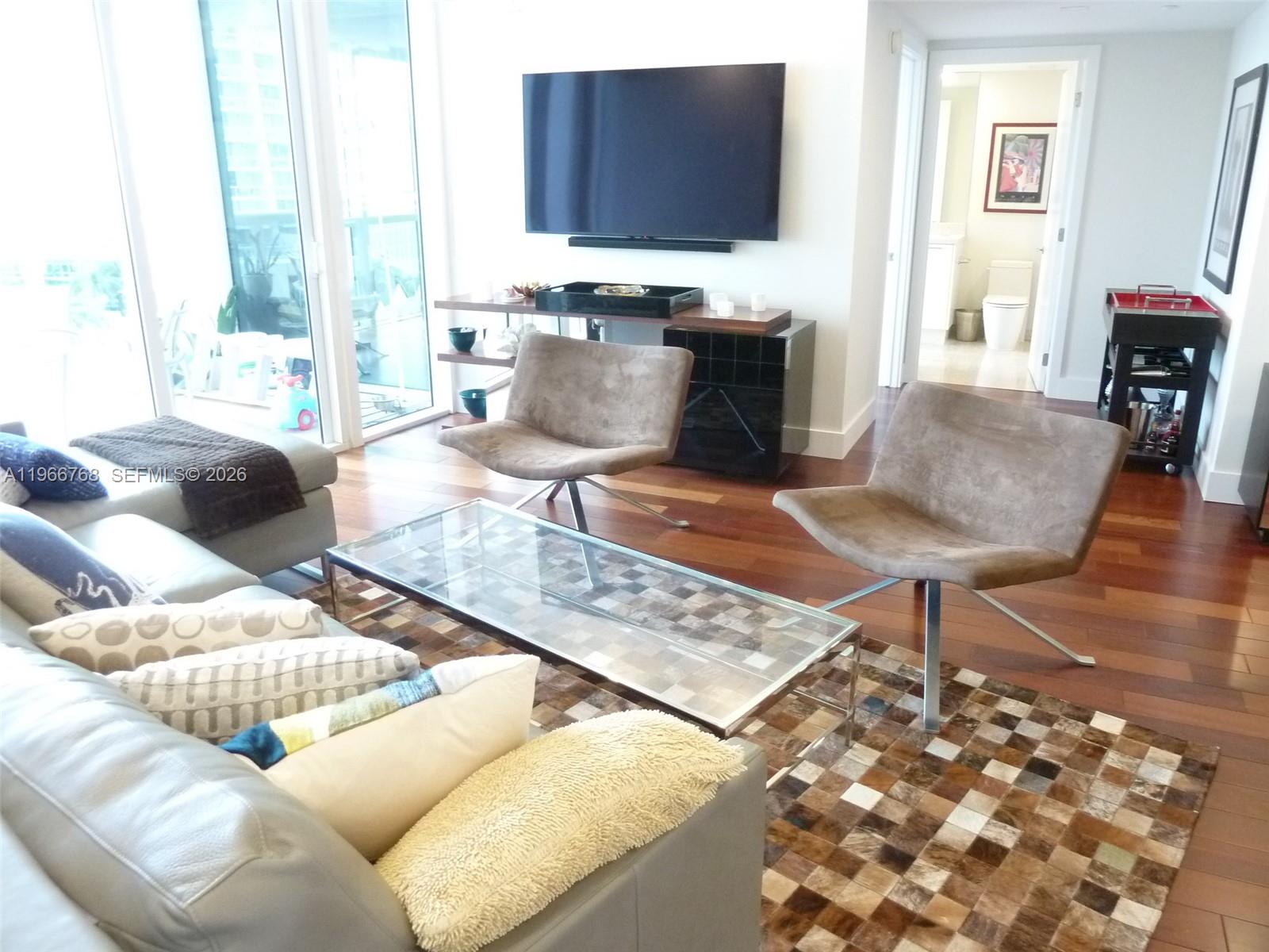 400 Alton Rd #905, Miami Beach FL 33139