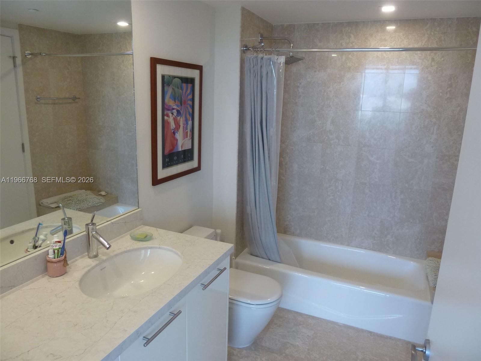 400 Alton Rd #905, Miami Beach FL 33139