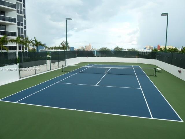400 Alton Rd #905, Miami Beach FL 33139