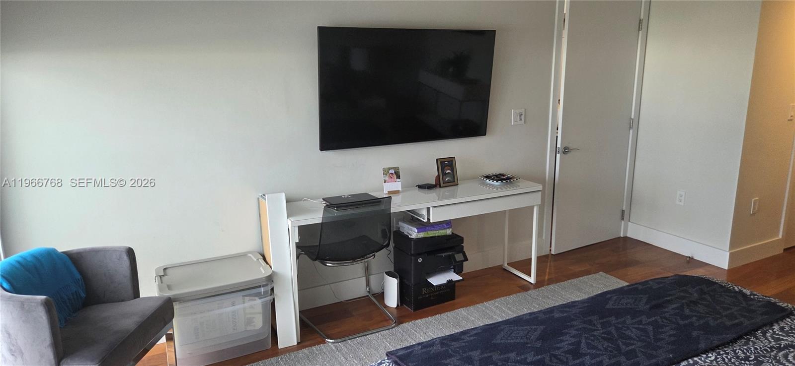 400 Alton Rd #905, Miami Beach FL 33139