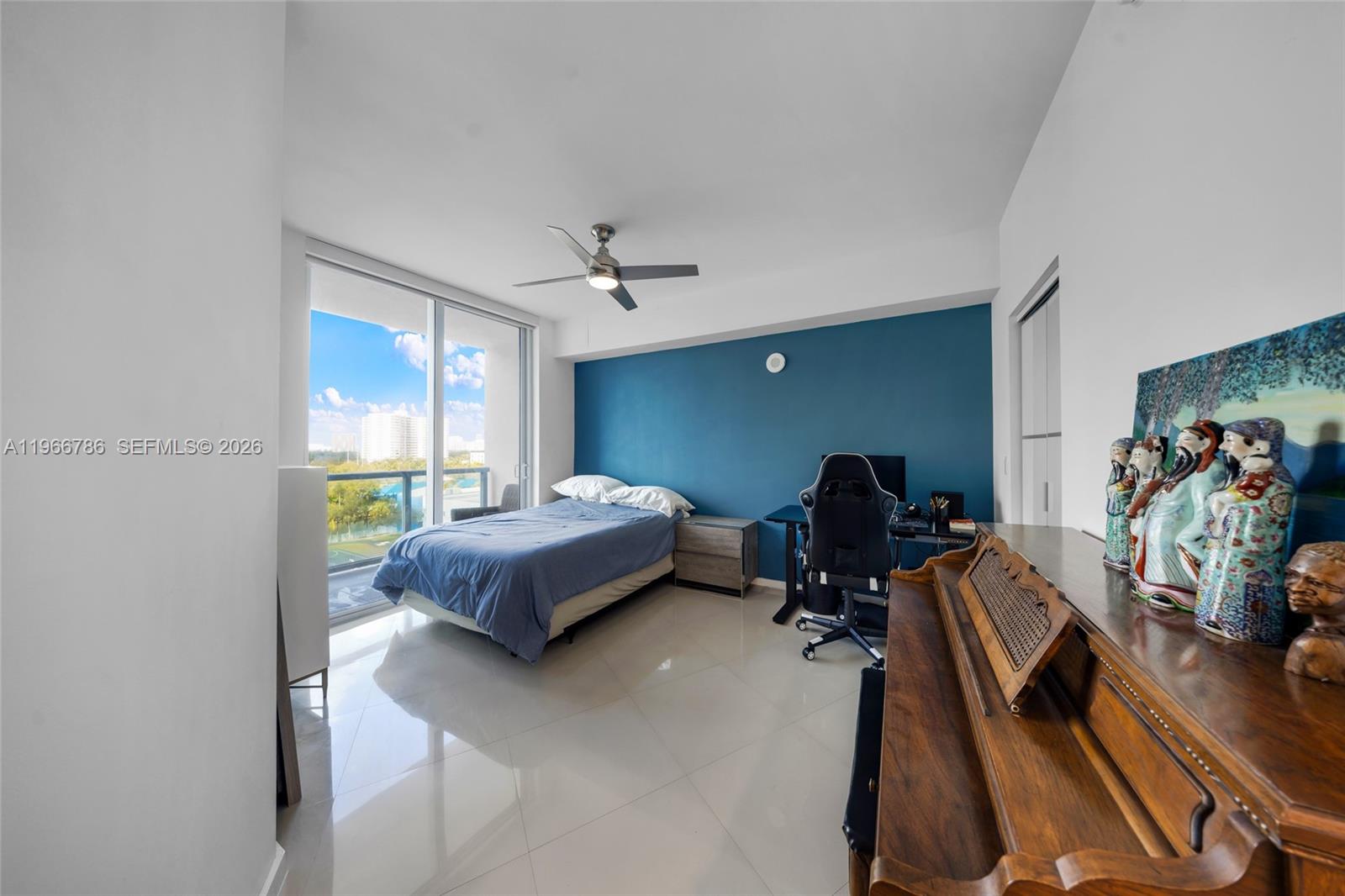 3030 NE 188th St #602, Aventura FL 33180
