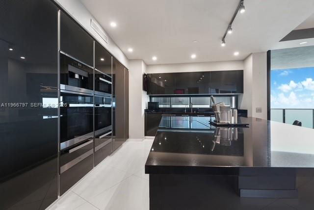 18555 Collins Ave #1605, Sunny Isles Beach FL 33160