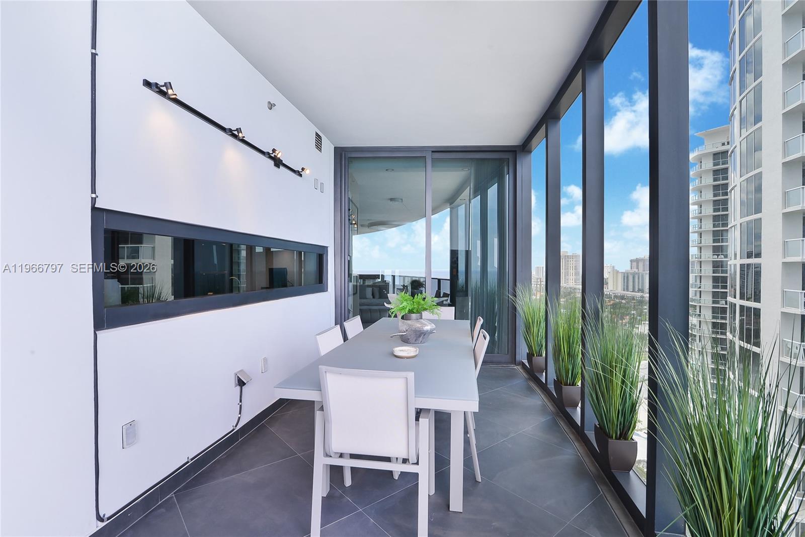 18555 Collins Ave #1605, Sunny Isles Beach FL 33160