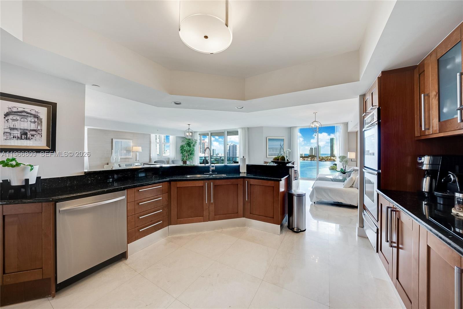 3301 NE 183rd St #1701, Aventura FL 33160
