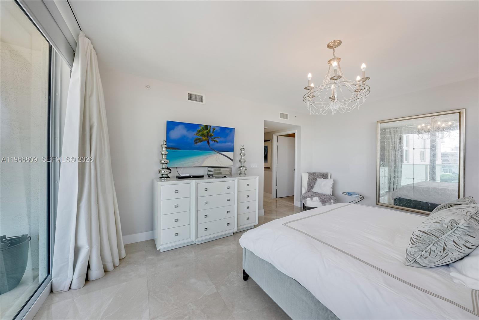 3301 NE 183rd St #1701, Aventura FL 33160