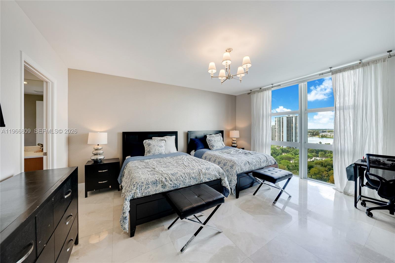 3301 NE 183rd St #1701, Aventura FL 33160