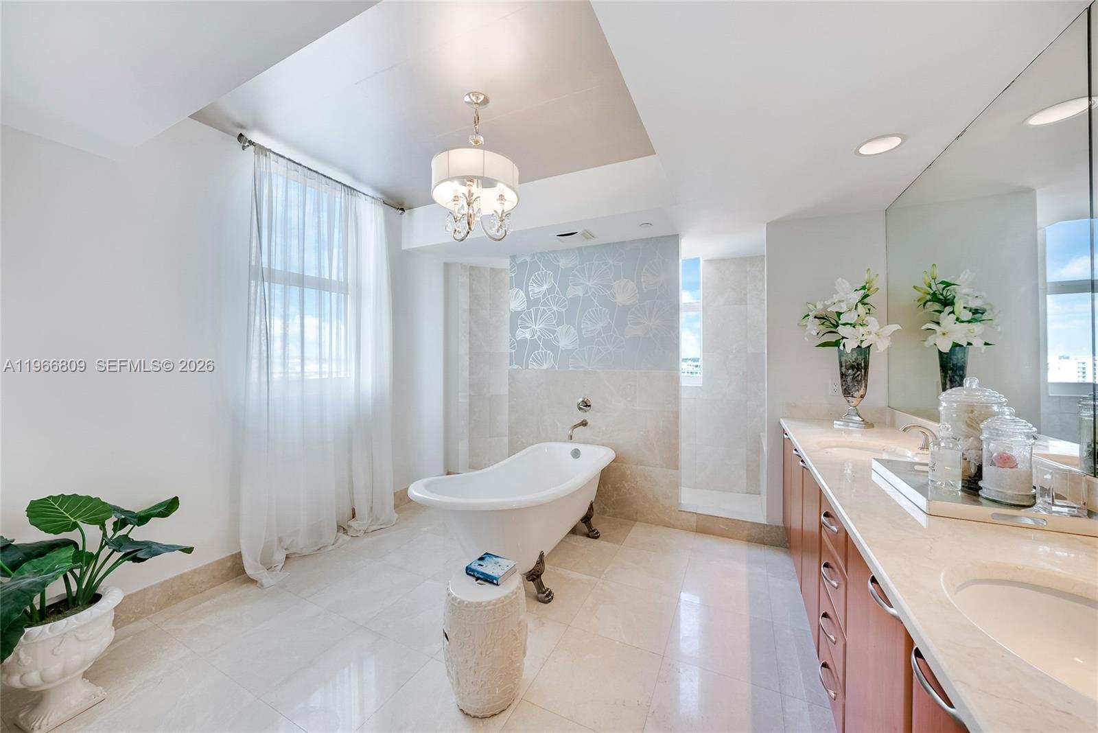 3301 NE 183rd St #1701, Aventura FL 33160
