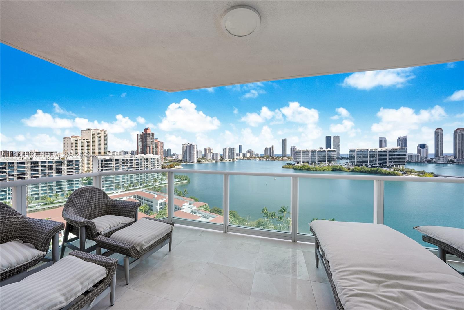 3301 NE 183rd St #1701, Aventura FL 33160