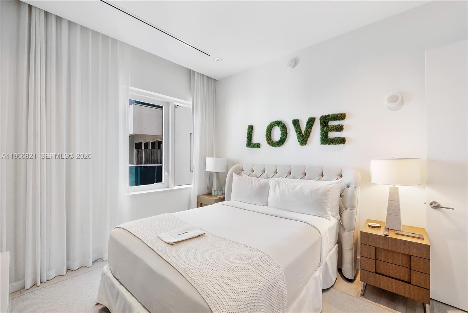 102 24th St #PH-1612, Miami Beach FL 33139