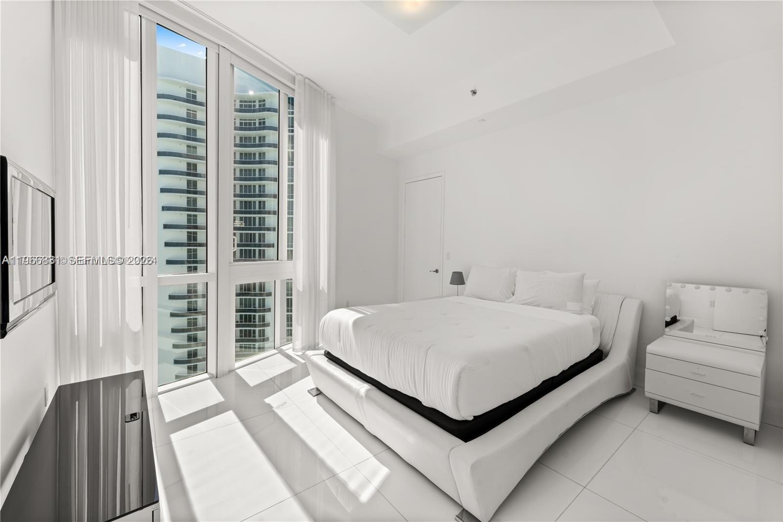16001 Collins Ave #3501, Sunny Isles Beach FL 33160