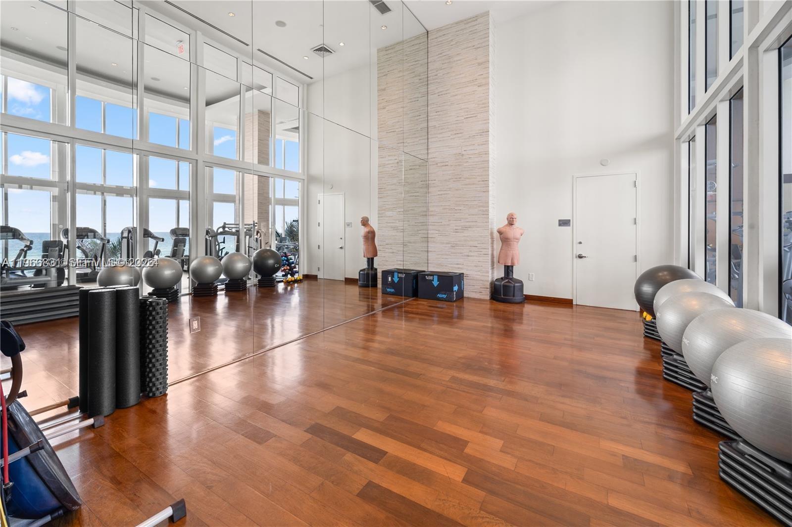 16001 Collins Ave #3501, Sunny Isles Beach FL 33160
