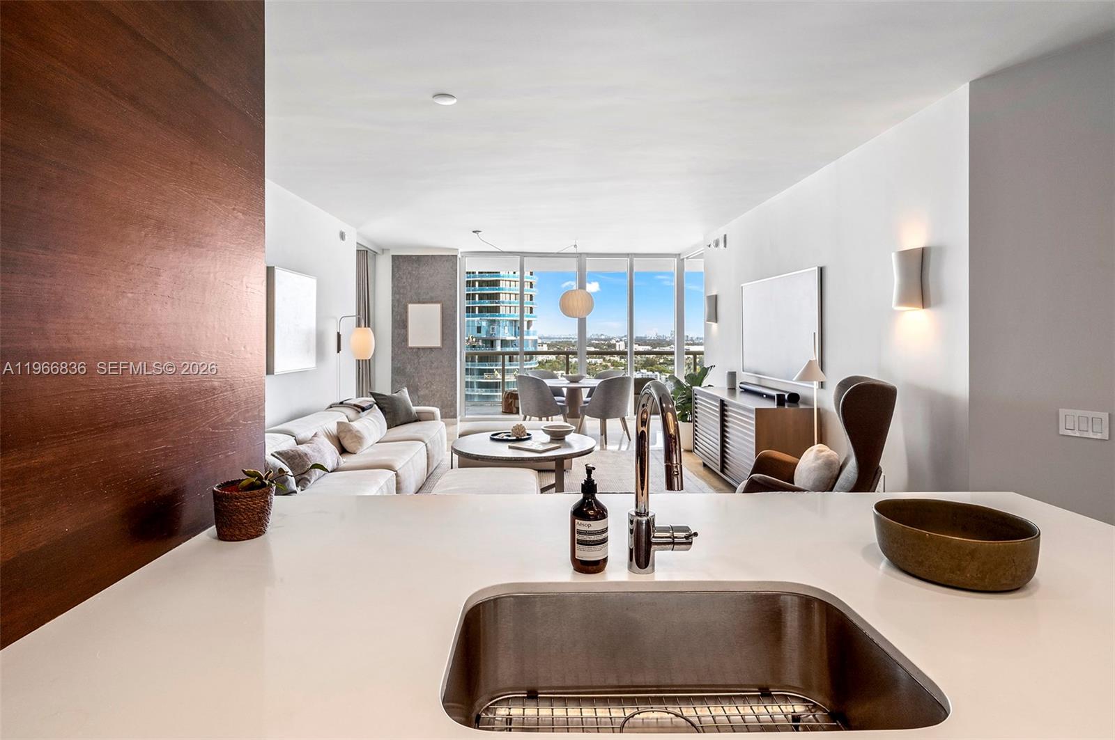 450 Alton Rd #2706, Miami Beach FL 33139