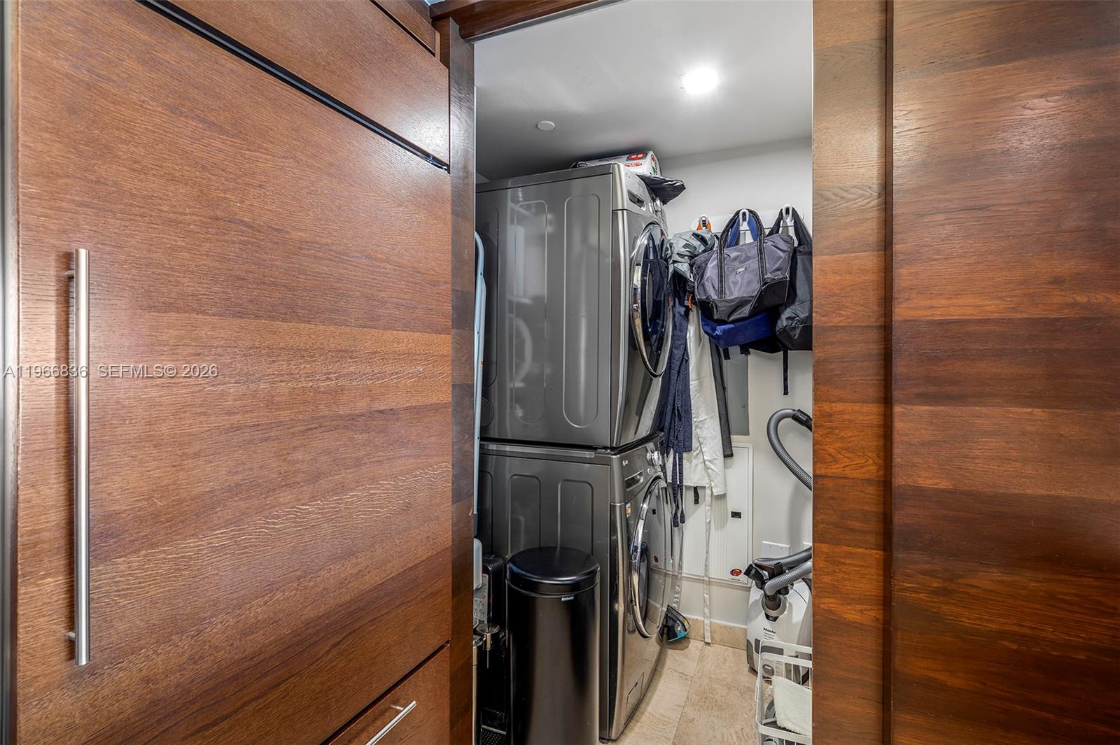450 Alton Rd #2706, Miami Beach FL 33139