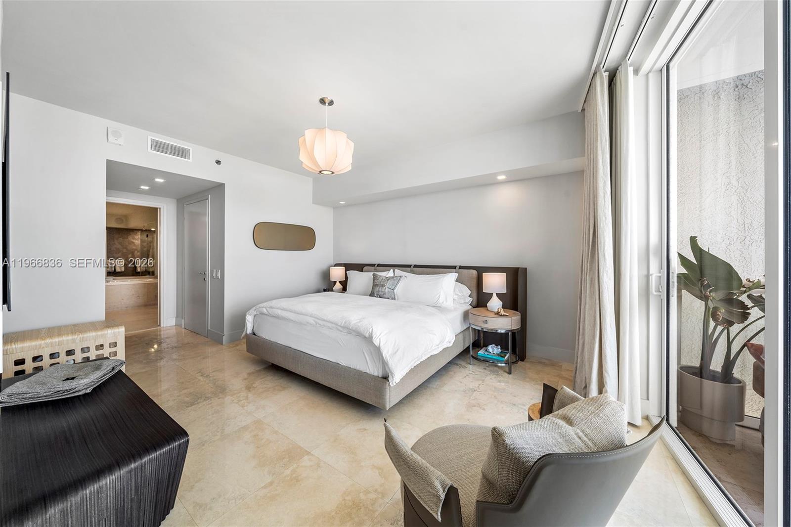 450 Alton Rd #2706, Miami Beach FL 33139