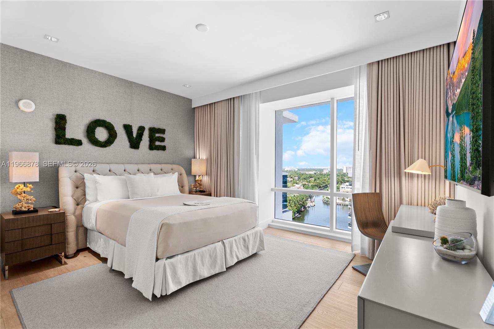 102 24th St #PH-1703, Miami Beach FL 33139