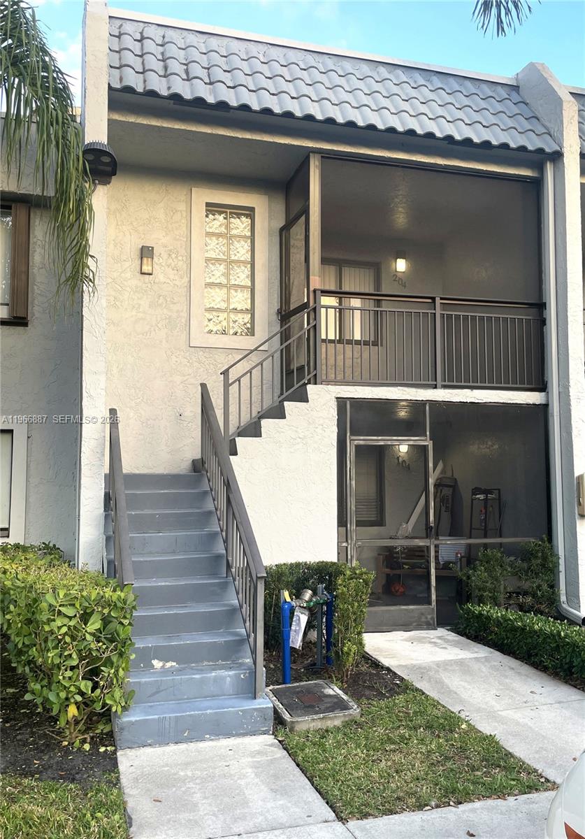 16571 Blatt Blvd #204, Weston FL 33326