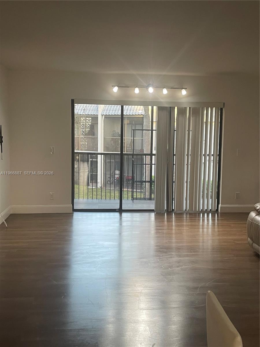 16571 Blatt Blvd #204, Weston FL 33326