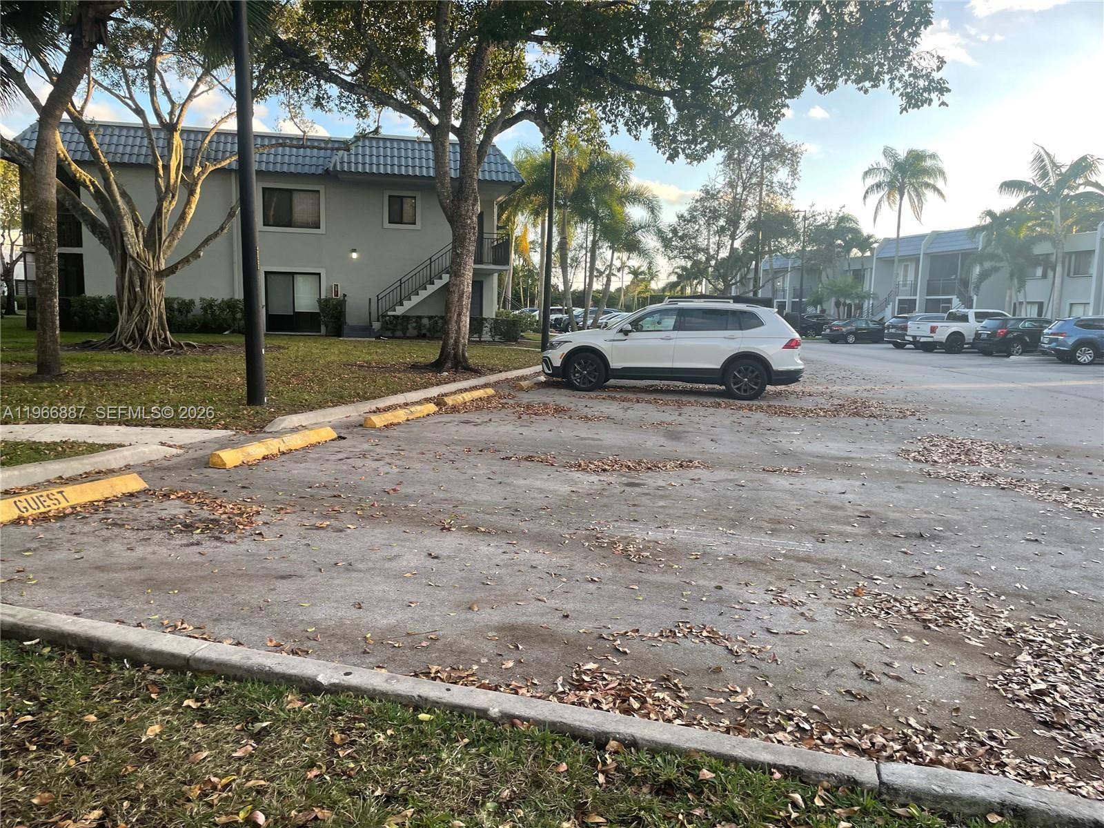 16571 Blatt Blvd #204, Weston FL 33326
