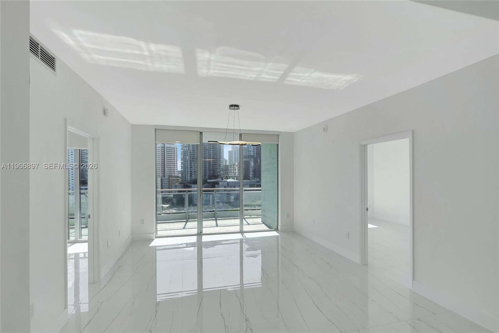 90 SW 3rd St #1602, Miami FL 33130
