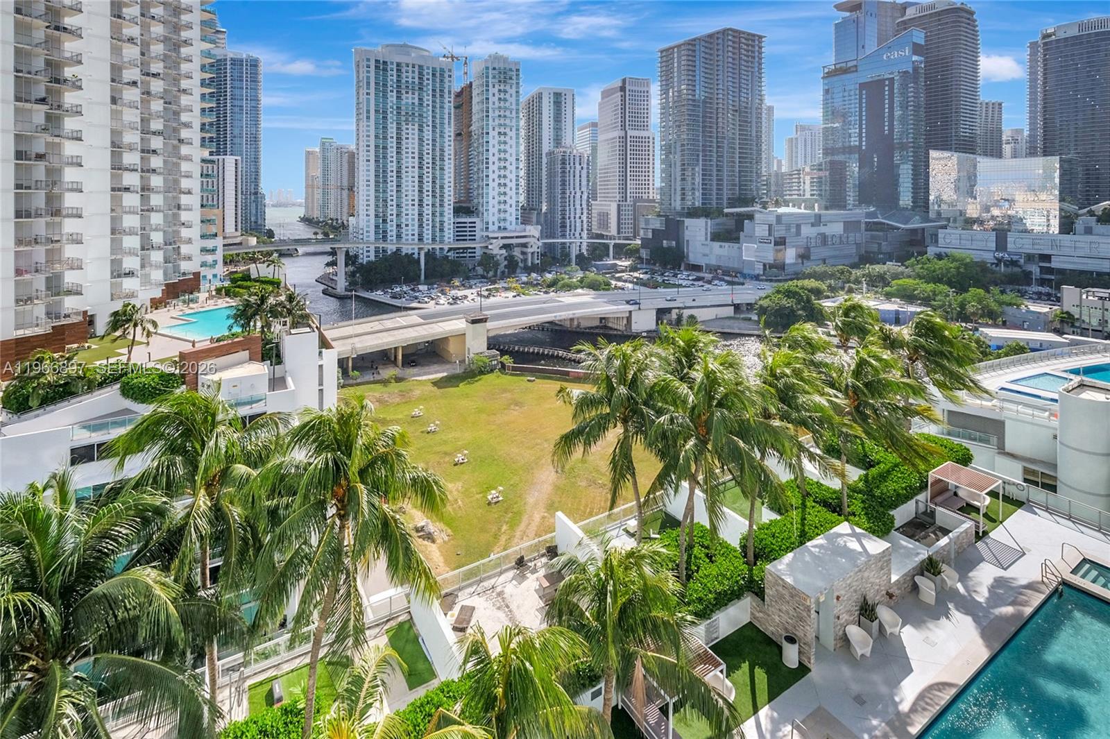 90 SW 3rd St #1602, Miami FL 33130