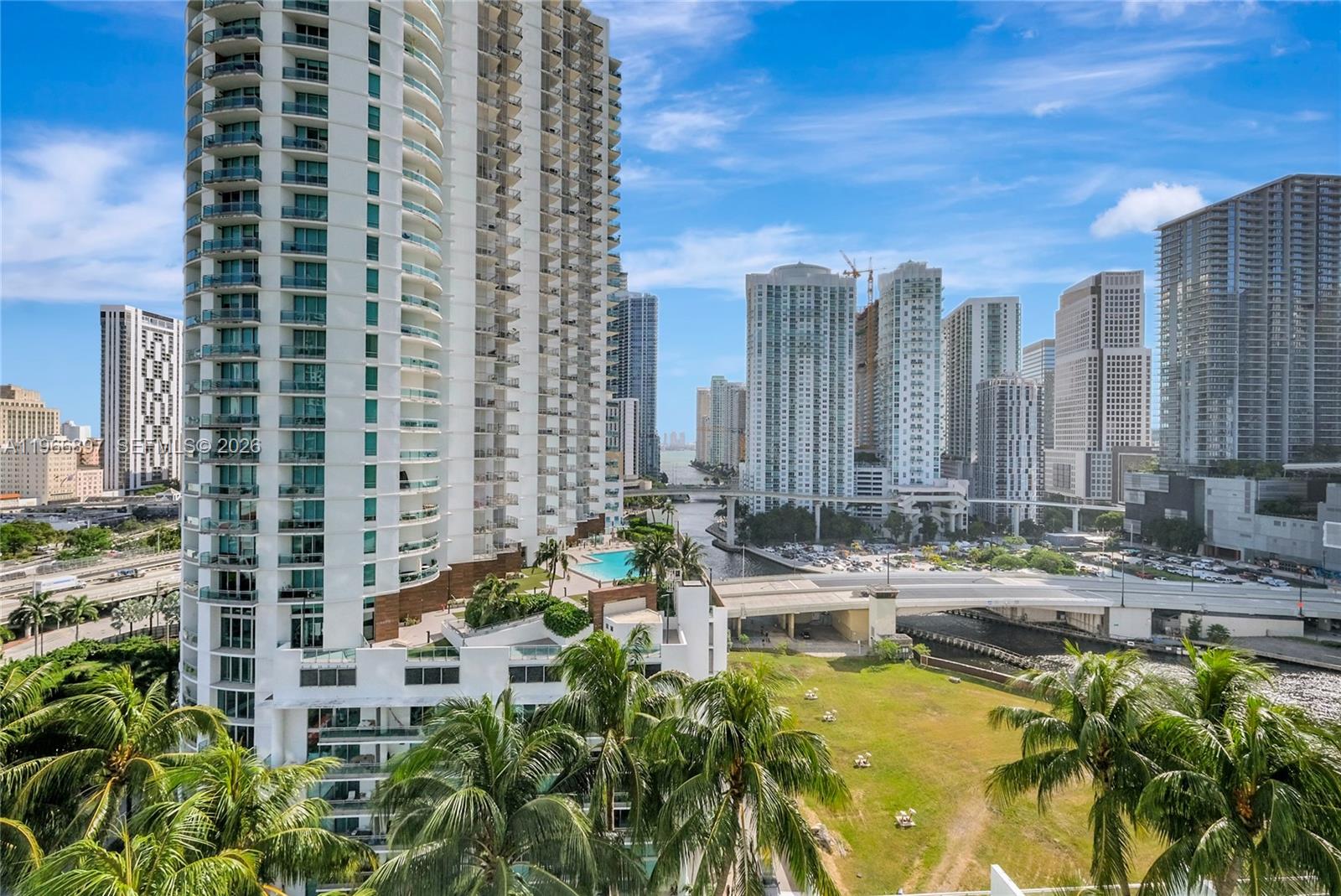 90 SW 3rd St #1602, Miami FL 33130