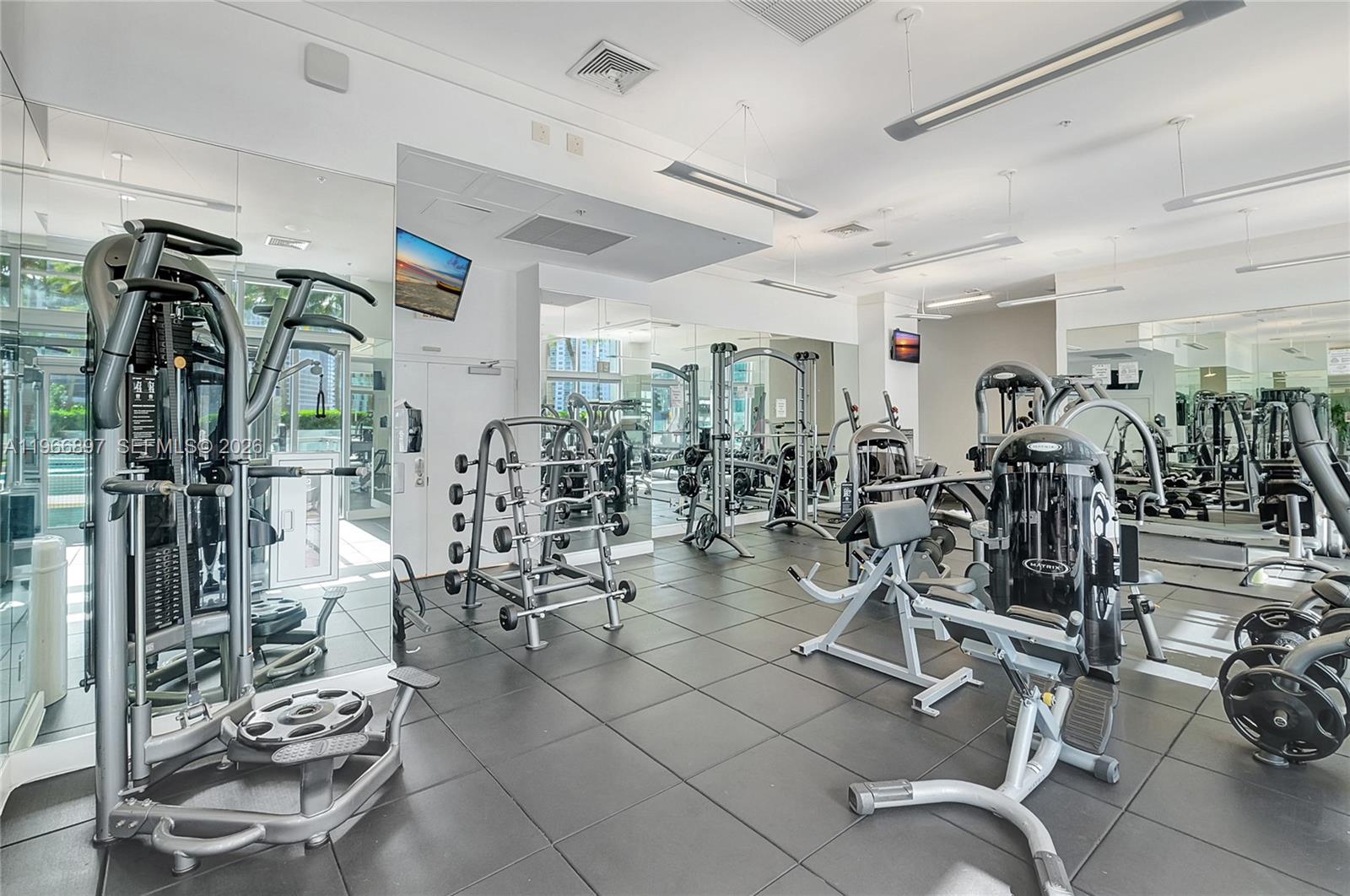 90 SW 3rd St #1602, Miami FL 33130