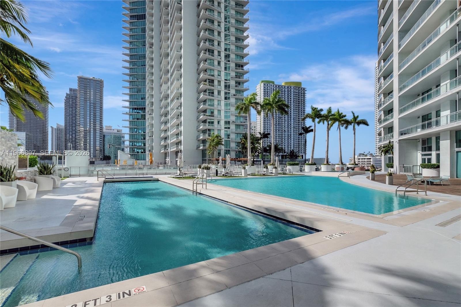 90 SW 3rd St #1602, Miami FL 33130
