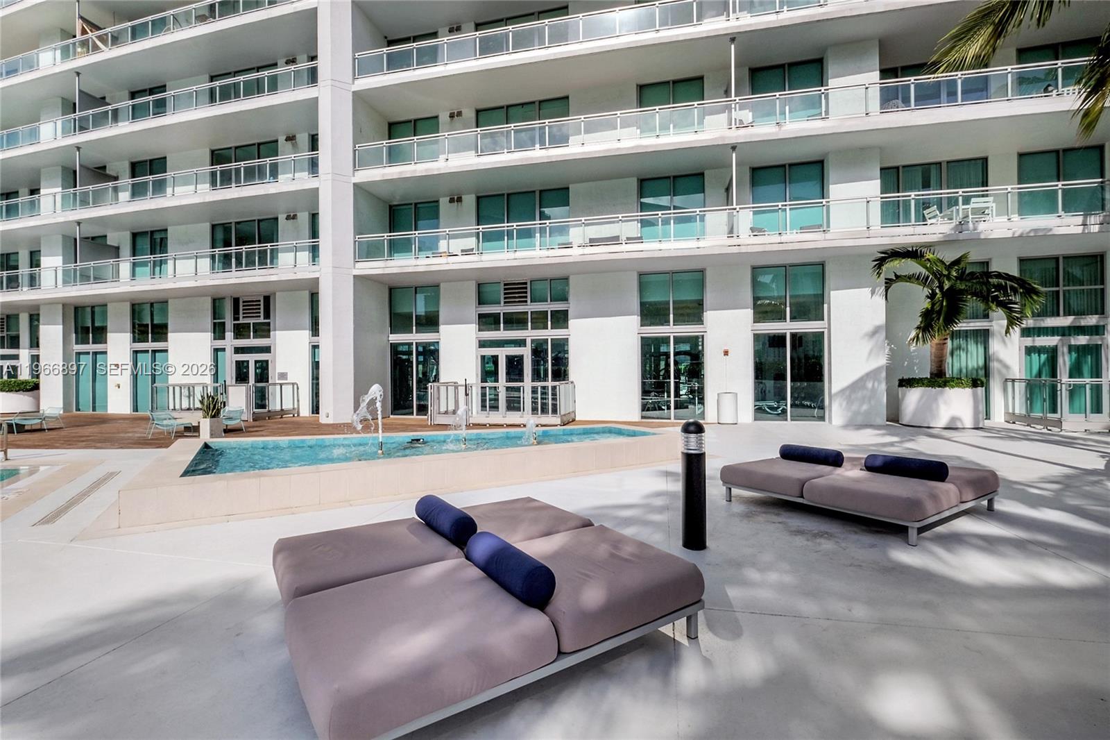 90 SW 3rd St #1602, Miami FL 33130