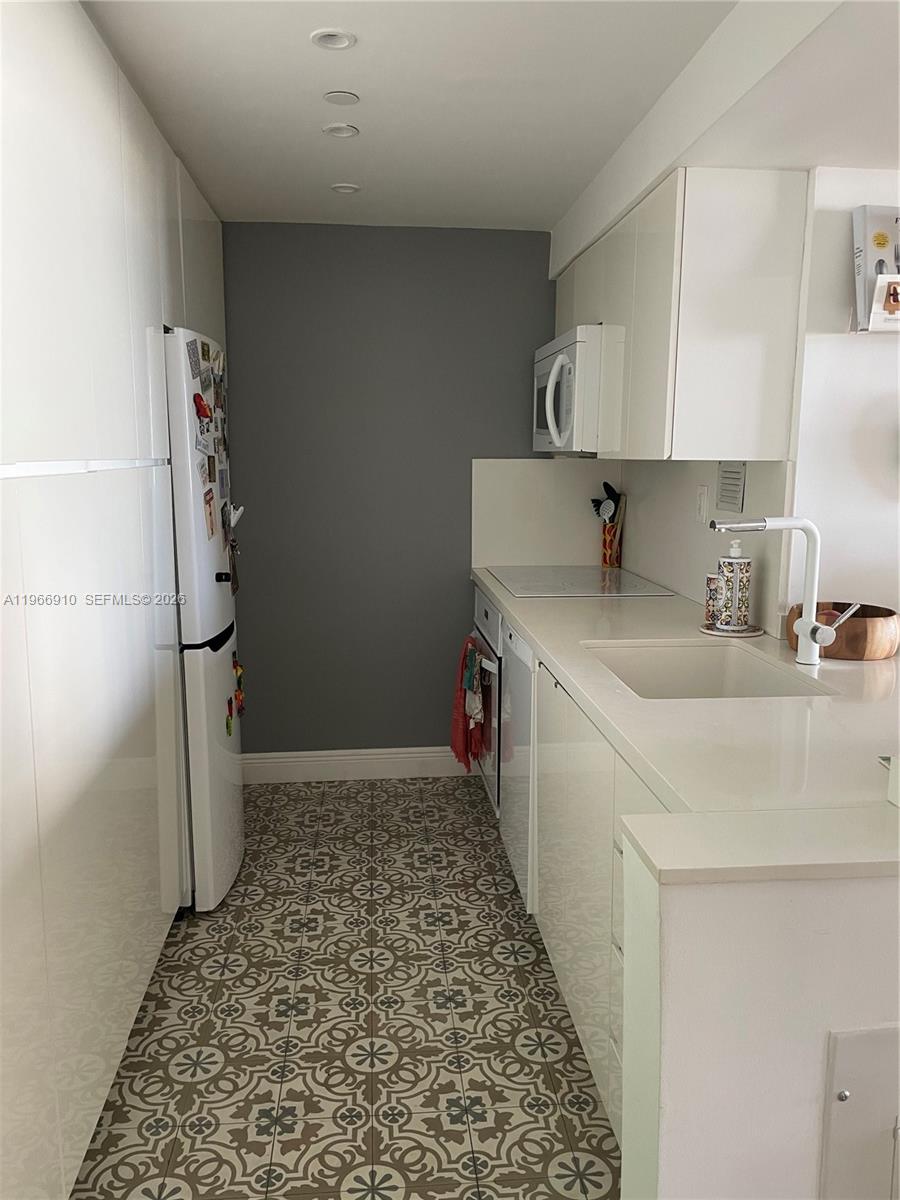 1200 West Ave #1418, Miami Beach FL 33139