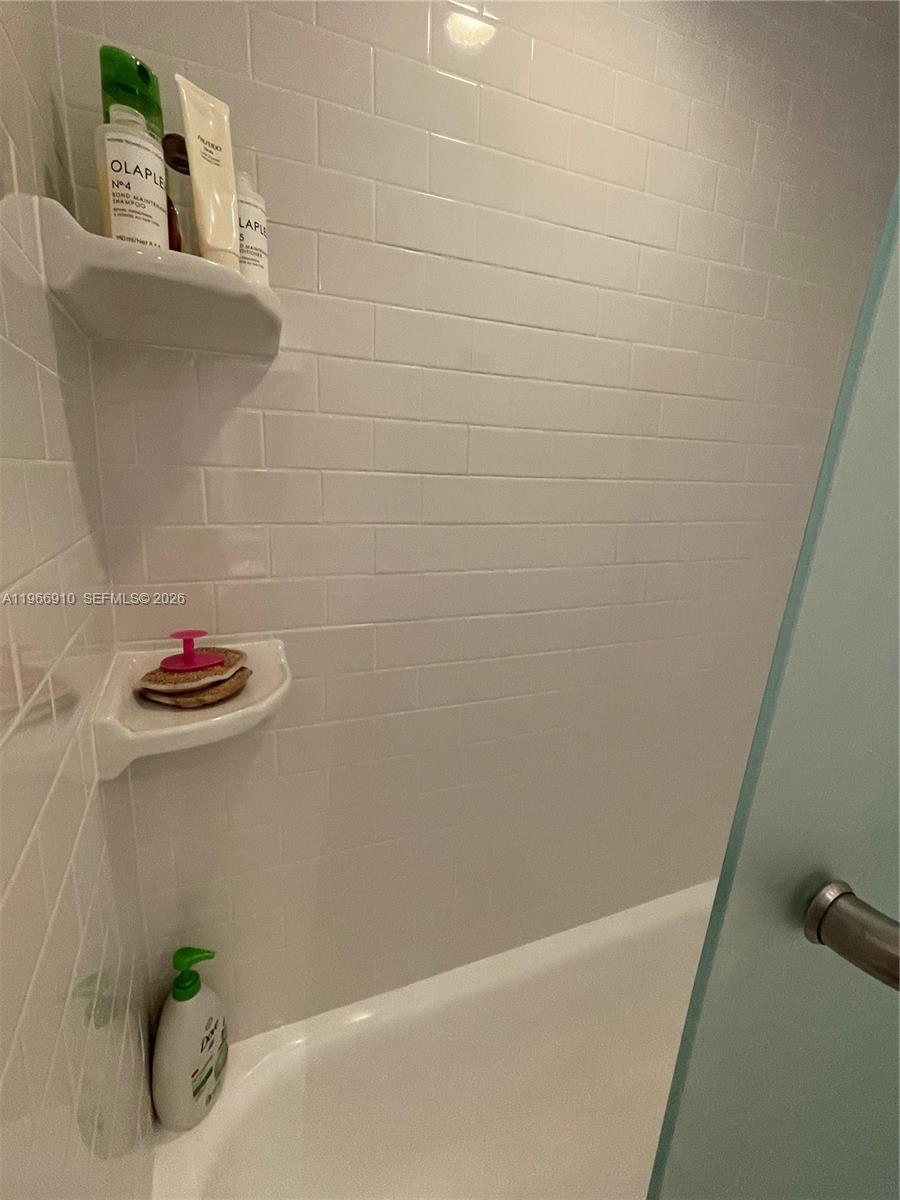 1200 West Ave #1418, Miami Beach FL 33139