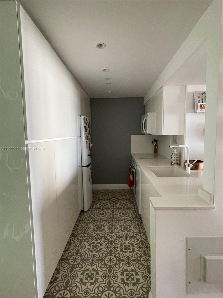 1200 West Ave #1418, Miami Beach FL 33139