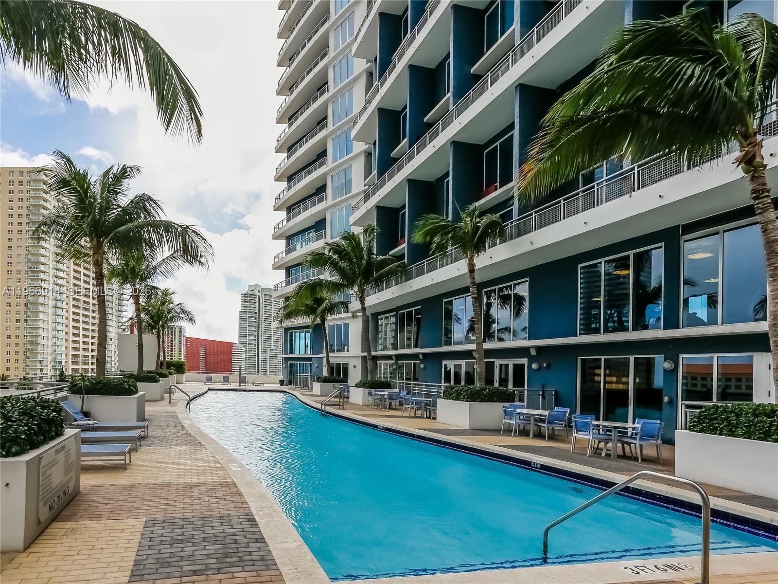 60 SW 13th St #3404, Miami FL 33130