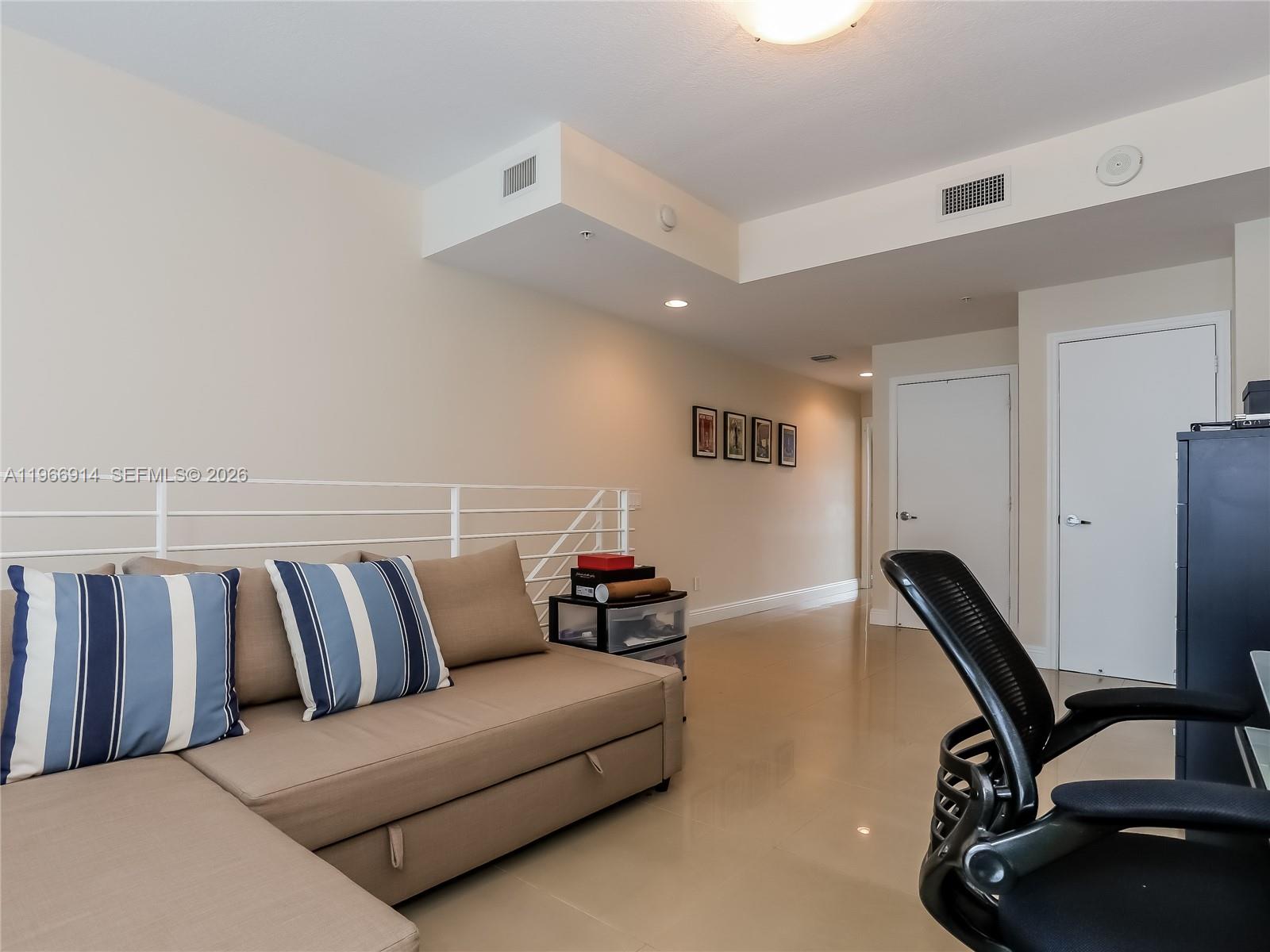 60 SW 13th St #3404, Miami FL 33130