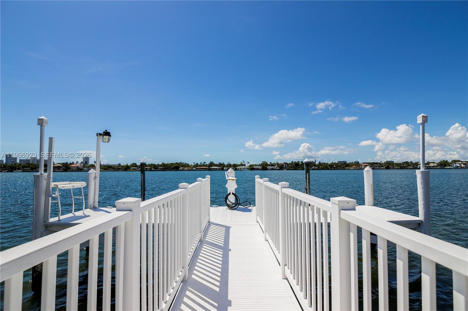 1400 Stillwater Dr, Miami Beach FL 33141
