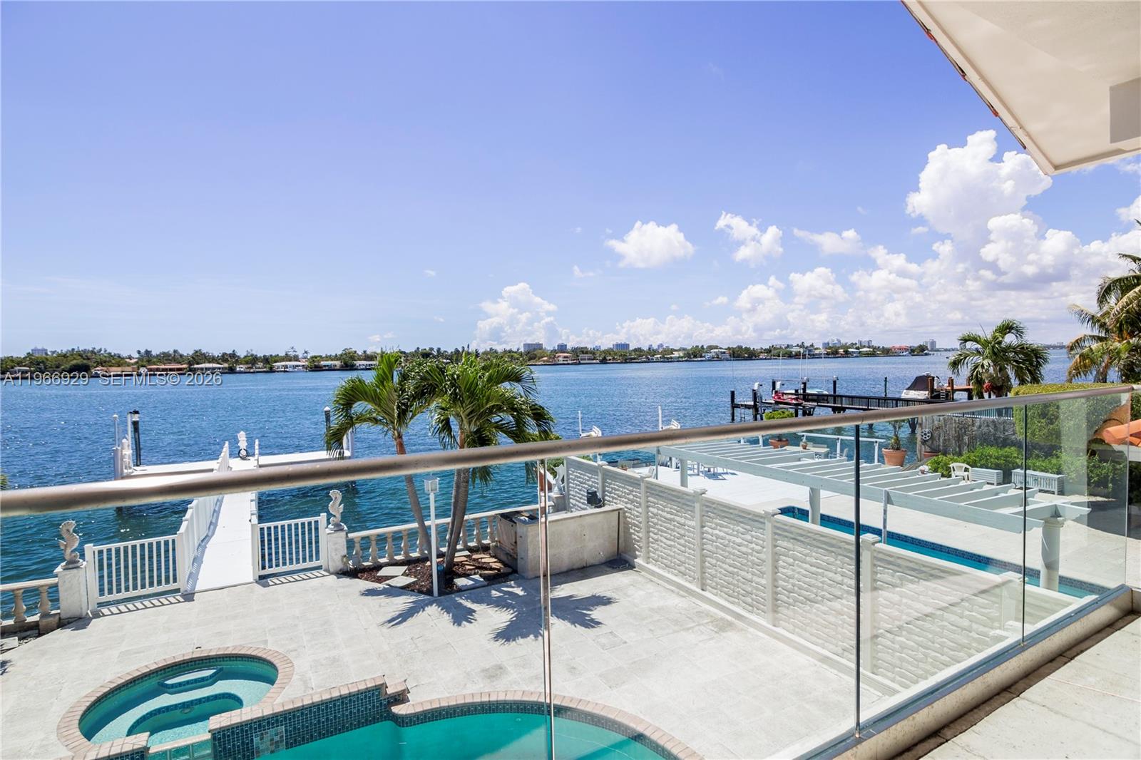 1400 Stillwater Dr, Miami Beach FL 33141