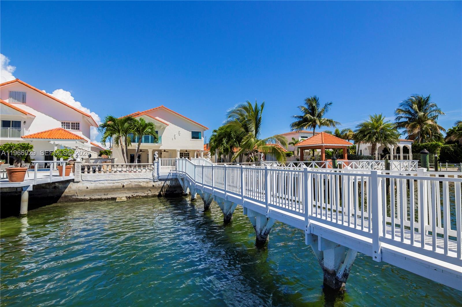 1400 Stillwater Dr, Miami Beach FL 33141